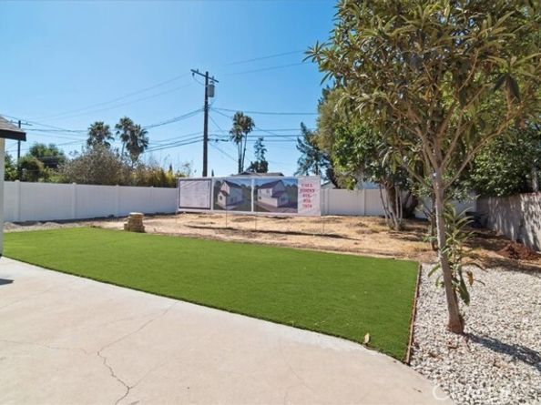 15918 Harvest Street, Granada Hills (los Angeles) CA 91344