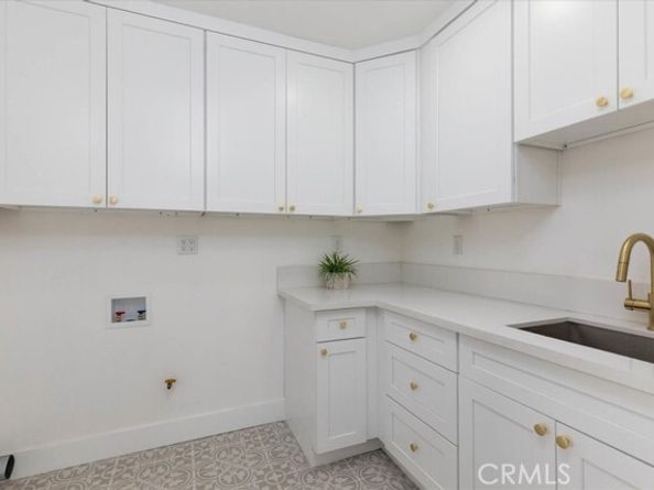 5758 Costello Avenue, Van Nuys (los Angeles) CA 91401