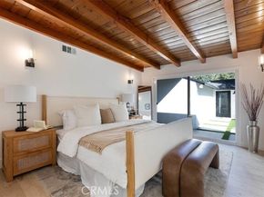 5758 Costello Avenue, Van Nuys (los Angeles) CA 91401