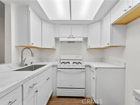 600 W 3rd Street 107, Santa Ana CA 92701