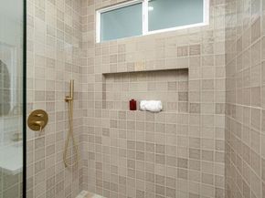 18438 Los Alimos St, Northridge (los Angeles) CA 91326