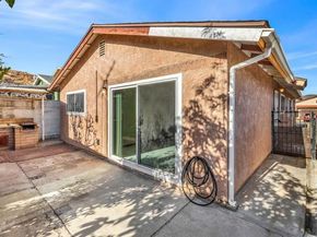 1938 Avenida De La Cruz, San Ysidro (san Diego) CA 92173