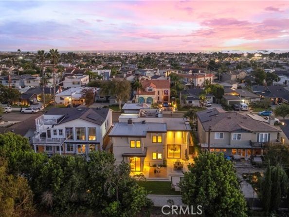 1205 Crestview, Seal Beach CA 90740