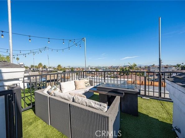 825 W 6th Street 3, San Pedro (los Angeles) CA 90731