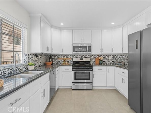 825 W 6th Street 3, San Pedro (los Angeles) CA 90731