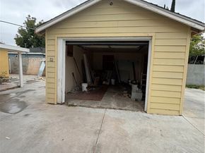 7253 Loma Verde Avenue, Canoga Park (los Angeles) CA 91303