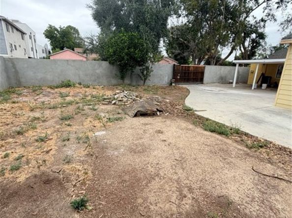 7253 Loma Verde Avenue, Canoga Park (los Angeles) CA 91303