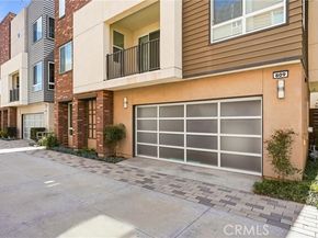 809 Brickyard Lane, Costa Mesa CA 92627