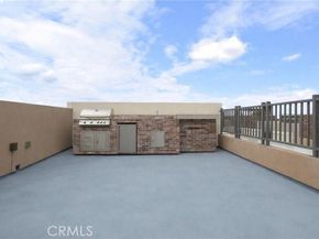 809 Brickyard Lane, Costa Mesa CA 92627