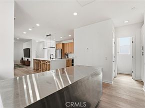 809 Brickyard Lane, Costa Mesa CA 92627