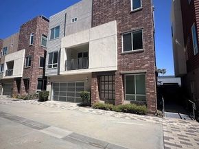 812 Brickyard, Costa Mesa CA 92627