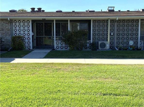 13751 St. Andrews Dr., M1-33J, Seal Beach CA 90740
