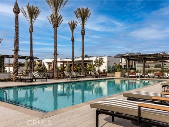 130 Paddlewheel, Lake Forest (el Toro) CA 92630