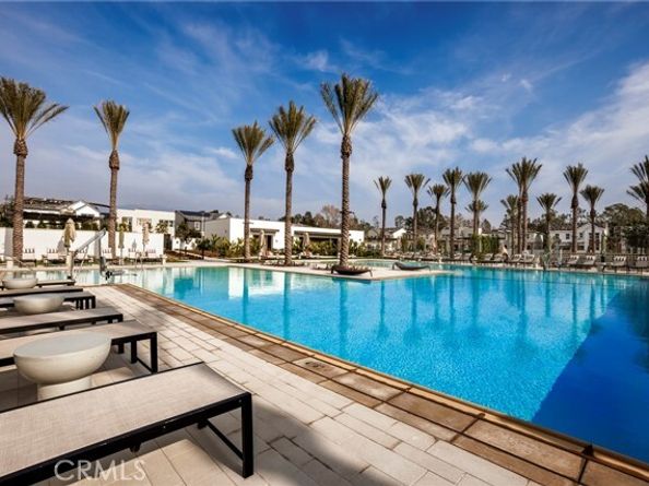 130 Paddlewheel, Lake Forest (el Toro) CA 92630