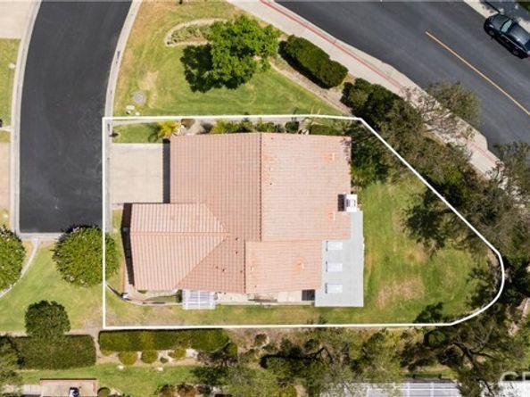 23721 Villena, Mission Viejo CA 92692