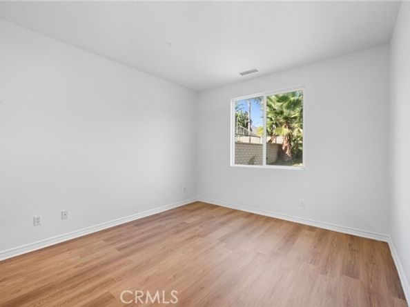 13346 Los Olivos Road, Sylmar (los Angeles) CA 91342