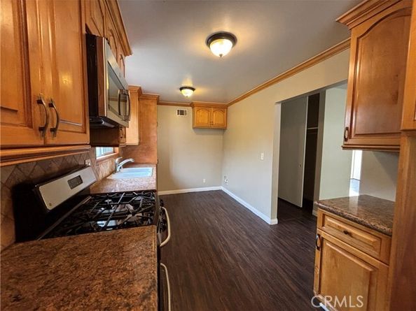 22557 Covello, West Hills (los Angeles) CA 91307