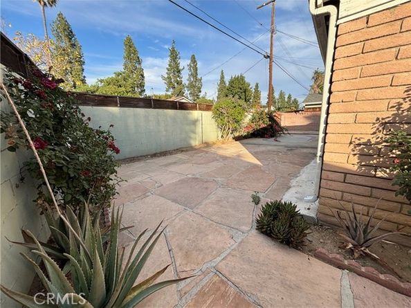 22557 Covello, West Hills (los Angeles) CA 91307