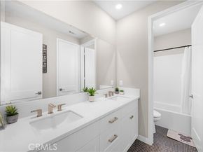545 Serrano Summit Drive, Lake Forest (el Toro) CA 92630
