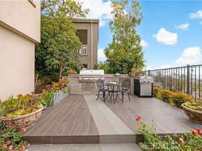 545 Serrano Summit Drive, Lake Forest (el Toro) CA 92630
