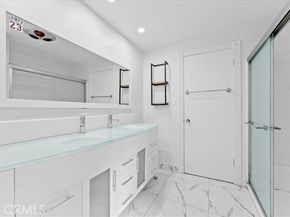 4121 Regal Oak Drive, Encino (los Angeles) CA 91436