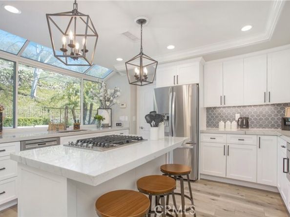 6 Eastridge, Laguna Hills CA 92679
