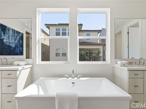 130 Paddlewheel, Lake Forest (el Toro) CA 92630