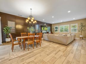 627 E Orange Blossom Way, Azusa CA 91702