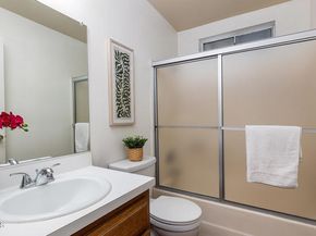 283 S Hudson Avenue 22, Pasadena CA 91101