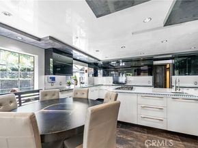 11372 Dona Teresa Drive, Studio City (los Angeles) CA 91604