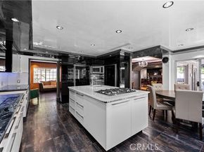 11372 Dona Teresa Drive, Studio City (los Angeles) CA 91604