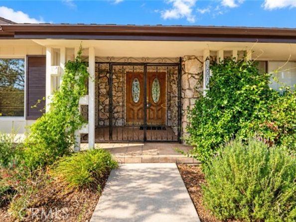 12511 Nedra Drive, Granada Hills (los Angeles) CA 91344