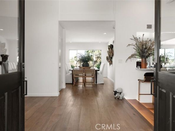 3960 Ellenita, Tarzana (los Angeles) CA 91356