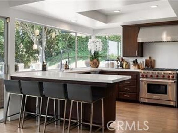 3960 Ellenita, Tarzana (los Angeles) CA 91356