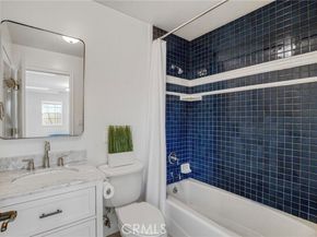 22158 Rayen, West Hills (los Angeles) CA 91304