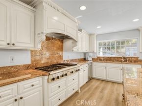 22158 Rayen, West Hills (los Angeles) CA 91304