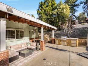 22158 Rayen, West Hills (los Angeles) CA 91304