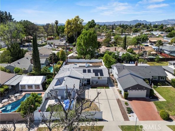 8353 Chimineas, Northridge (los Angeles) CA 91325