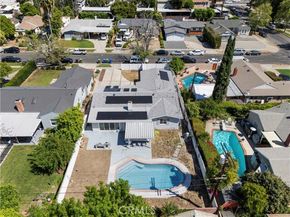 8353 Chimineas, Northridge (los Angeles) CA 91325