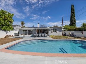 8353 Chimineas, Northridge (los Angeles) CA 91325