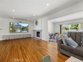 8353 Chimineas, Northridge (los Angeles) CA 91325