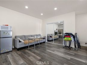 8353 Chimineas, Northridge (los Angeles) CA 91325