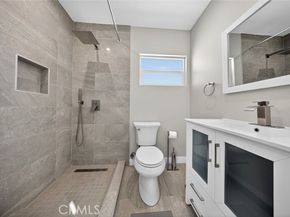 6820 Jellico Avenue, Los Angeles CA 91406