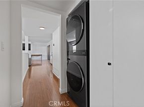 15080 Victory 205, Van Nuys (los Angeles) CA 91411