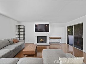 15080 Victory 205, Van Nuys (los Angeles) CA 91411