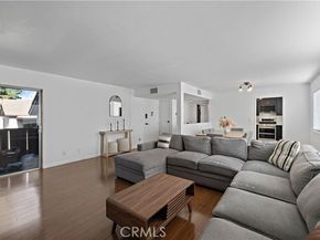 15080 Victory 205, Van Nuys (los Angeles) CA 91411