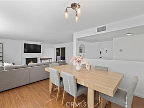 15080 Victory 205, Van Nuys (los Angeles) CA 91411