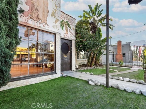 11170 Burbank, North Hollywood (los Angeles) CA 91601