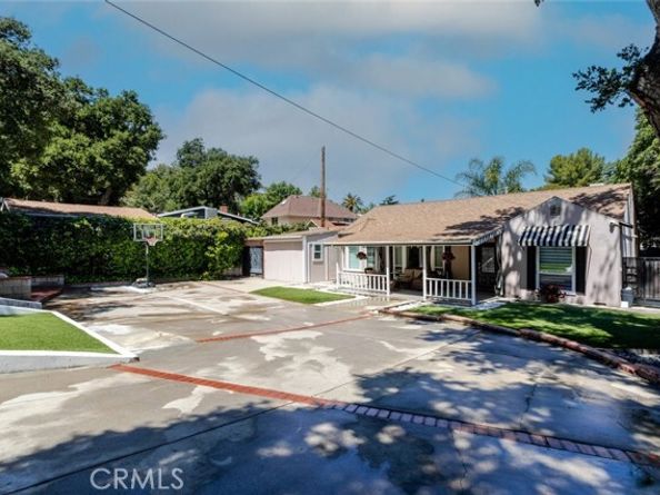 7284 Saint Estaban Street, Tujunga (los Angeles) CA 91042