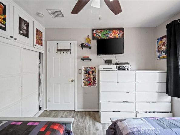 9168 Vena Avenue, Arleta (los Angeles) CA 91331